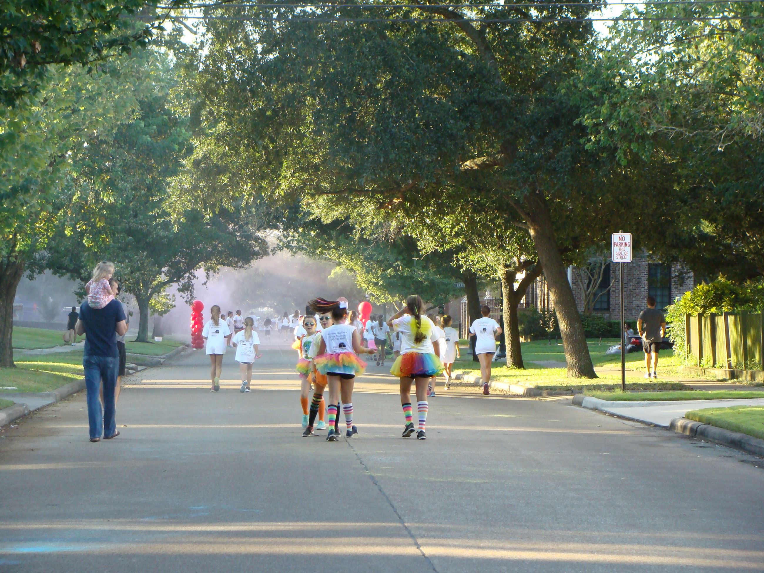 Group of child runners